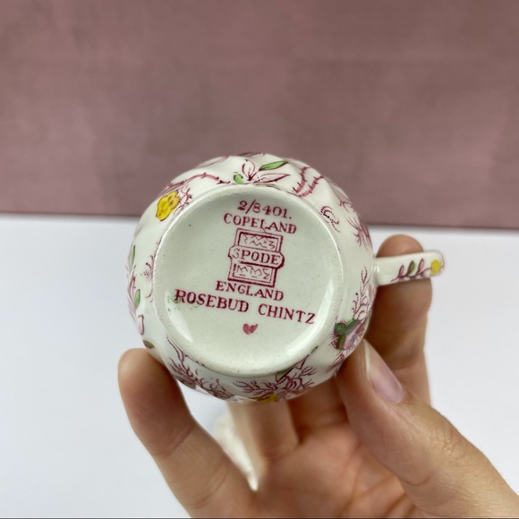 Copeland Spode Rosebud Chintz Red White Floral Teacup Saucer Set - Picture 4 of 7